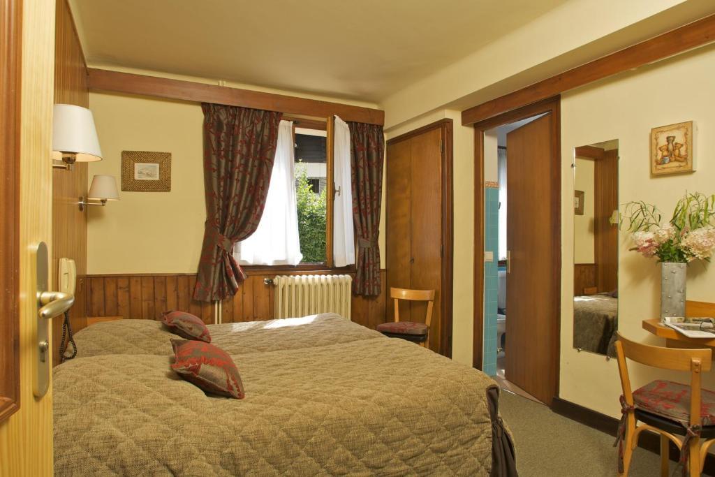 Alp-Hotel Megève Esterno foto