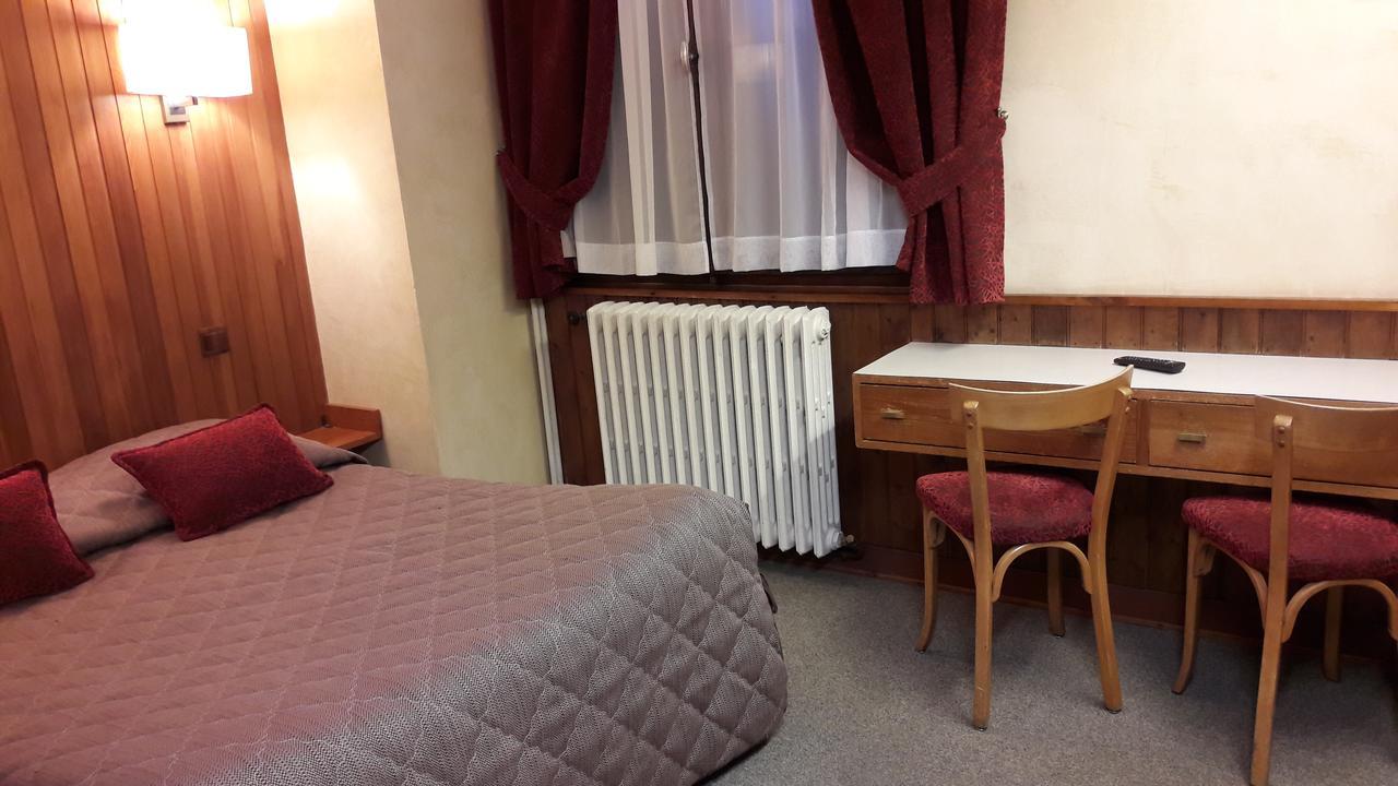 Alp-Hotel Megève Esterno foto