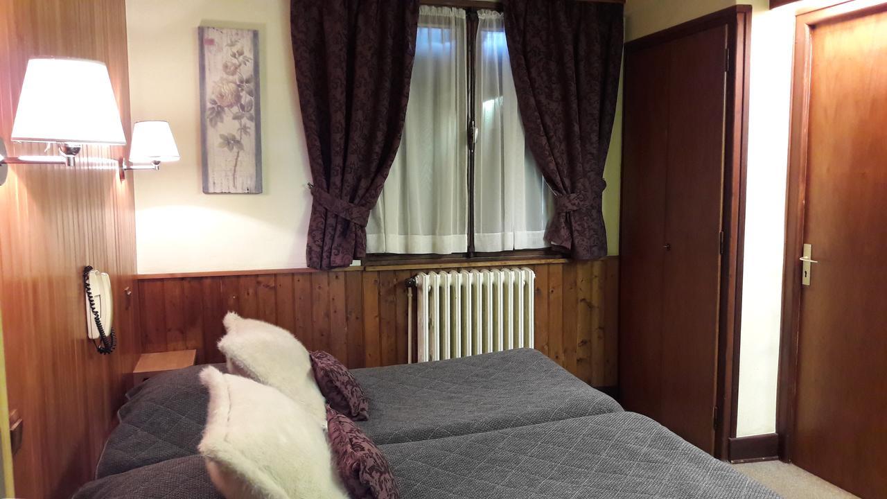 Alp-Hotel Megève Esterno foto