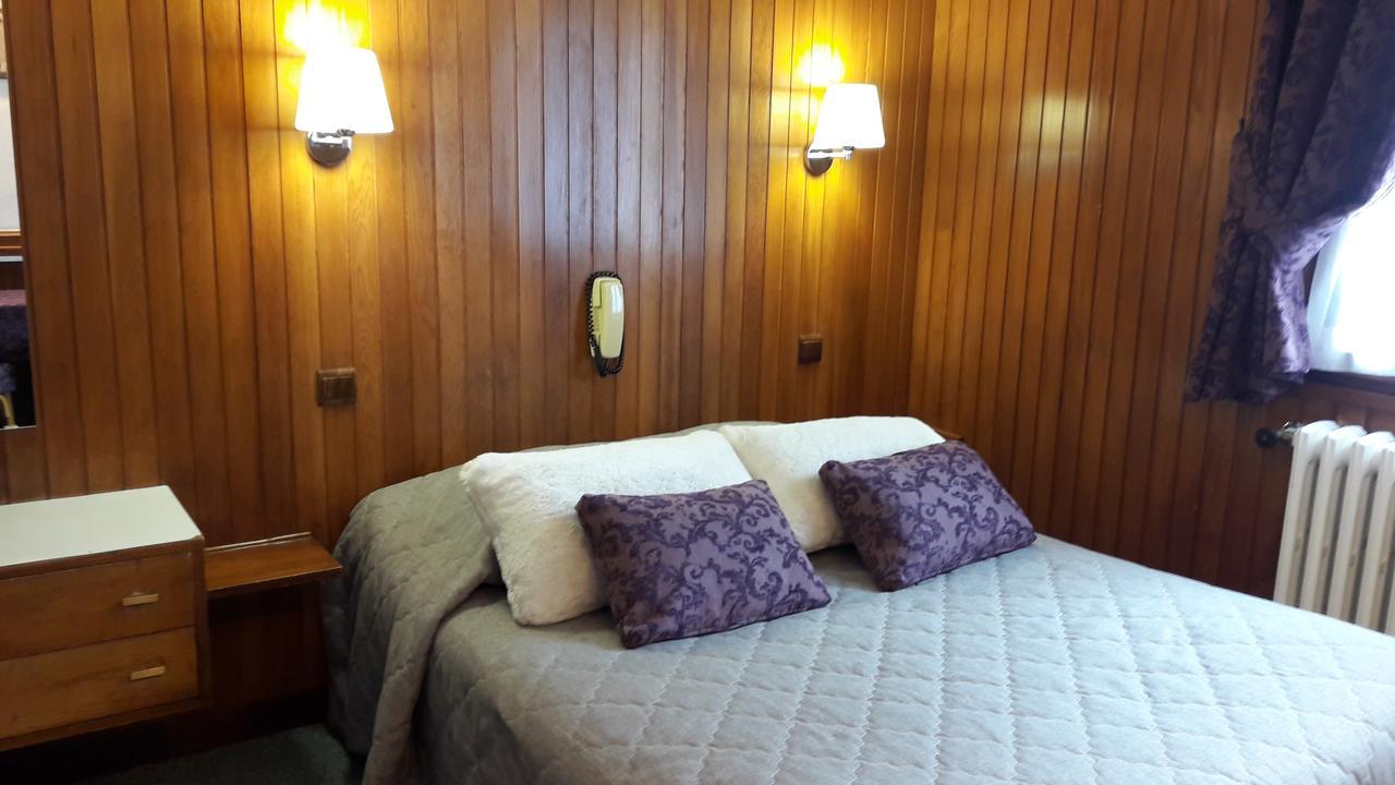 Alp-Hotel Megève Esterno foto